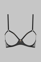 Soutien-gorge ouvert - Chambre Noire