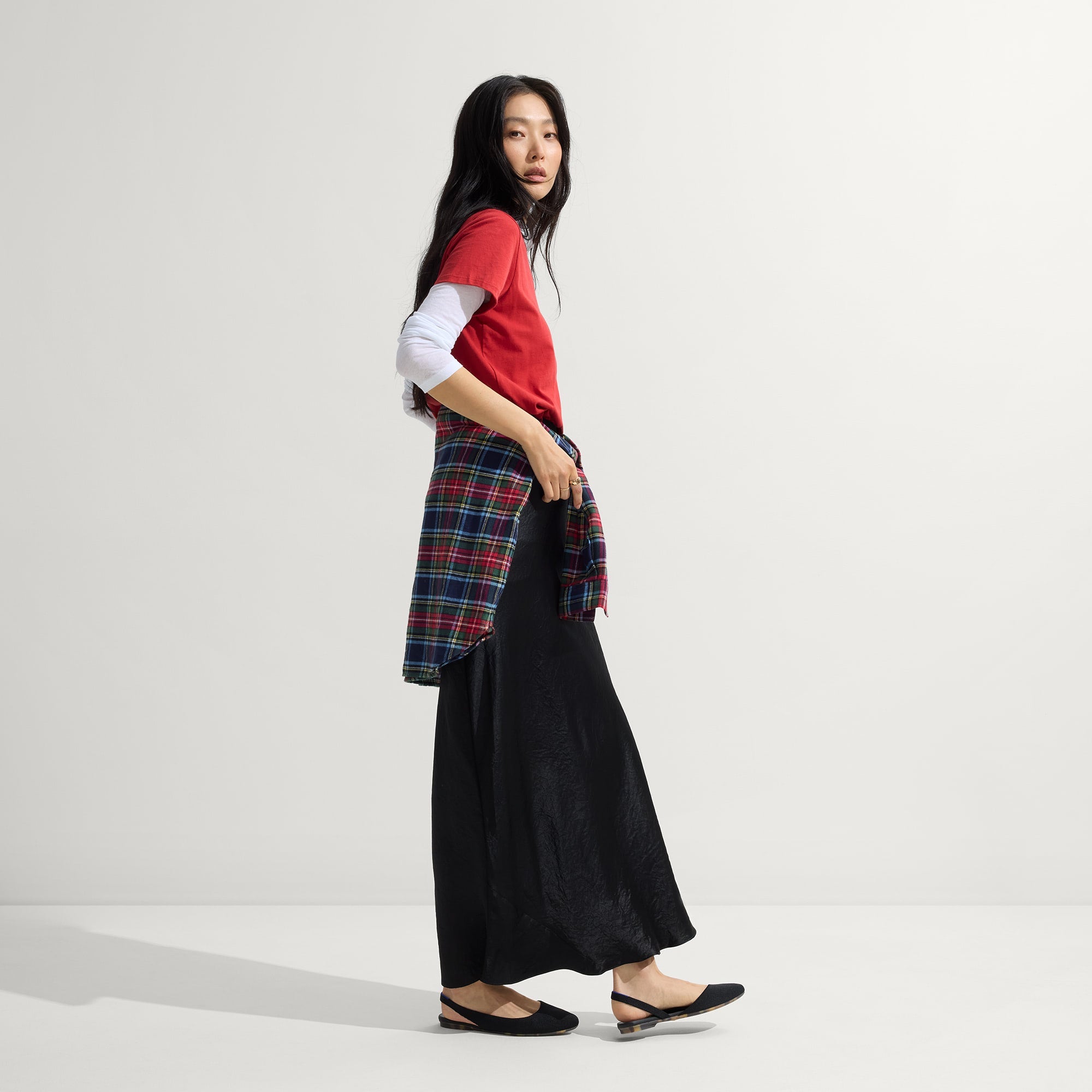 The Almond Slingback - Black