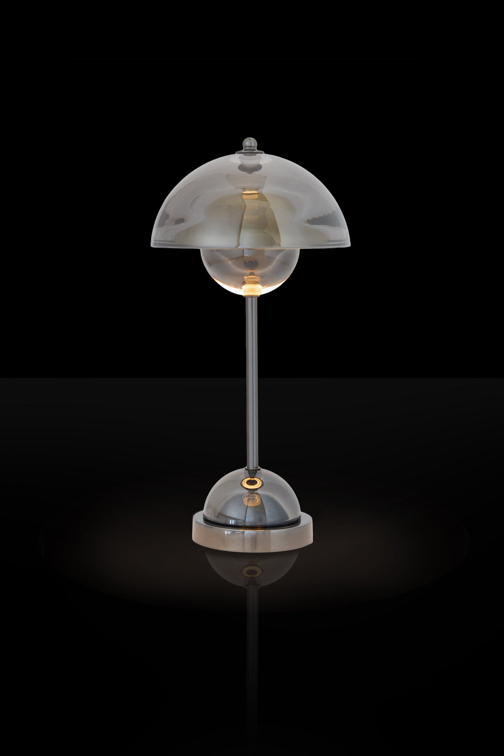 La Vertigineuse - Lampe à poser rechargeable - Curiosités Désirables ©